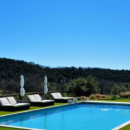 Domaine De L'Heritage 格里尼昂 外观 照片